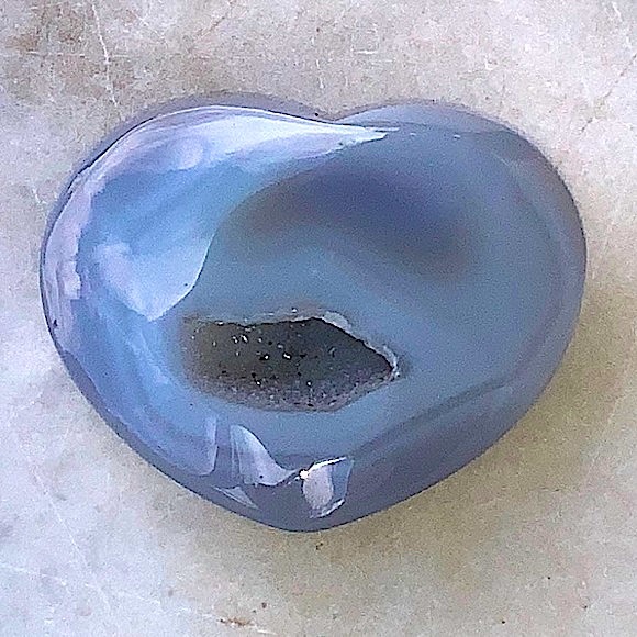 AGATE DRUZY HEART NATURAL HEALING STONE NEW POLISHED 2 1/2 INCH - Picture 9 of 9